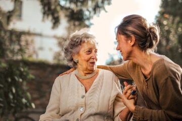 增強對老人長期照顧的社會關注：面對現實與把握機遇
